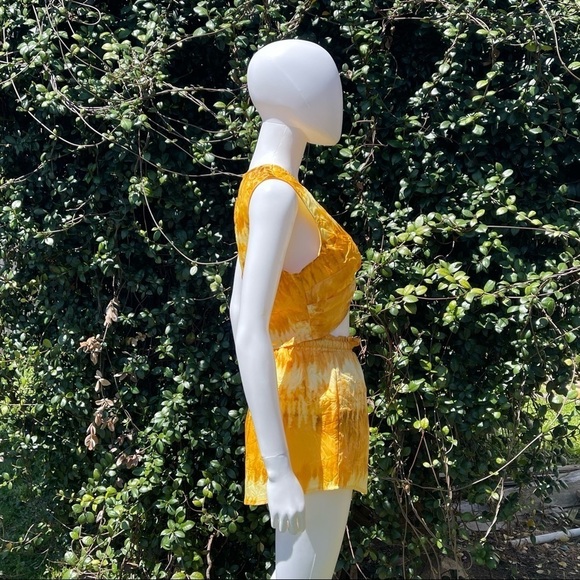 💋NWT House Of Harlow x Sophia Richie Golden Tie Dye Short & Crop Top Set - Picture 14 of 16